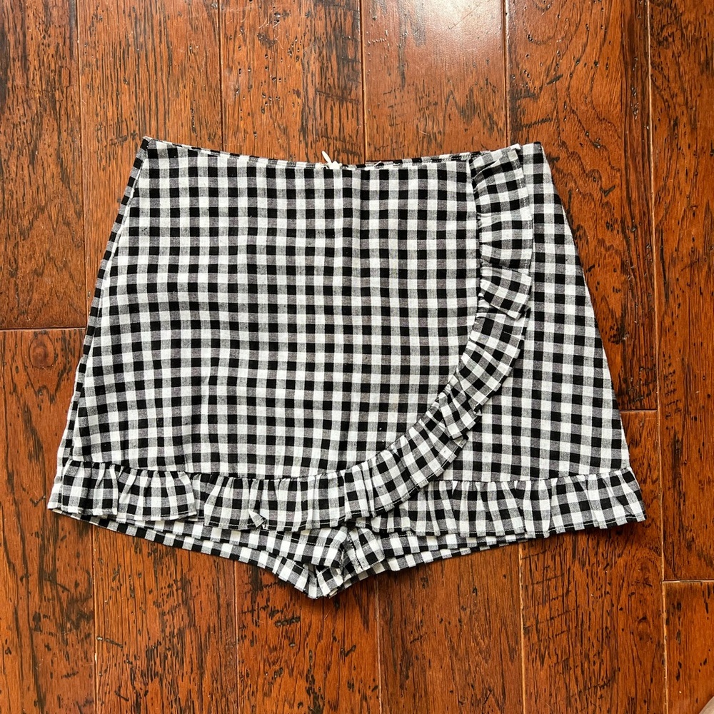 Altar'd State Black and White Checkered Skort